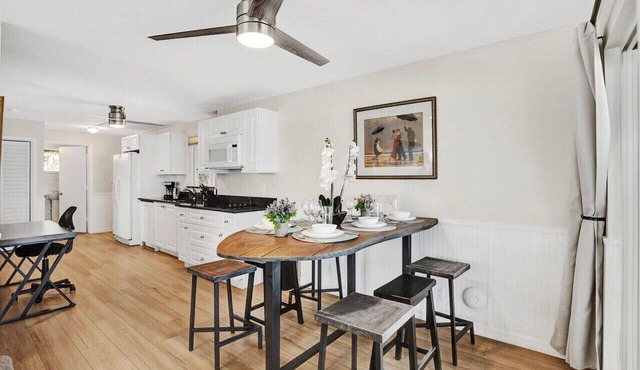 Beach Condo 2BR + Efficiency on Hollywood Beach