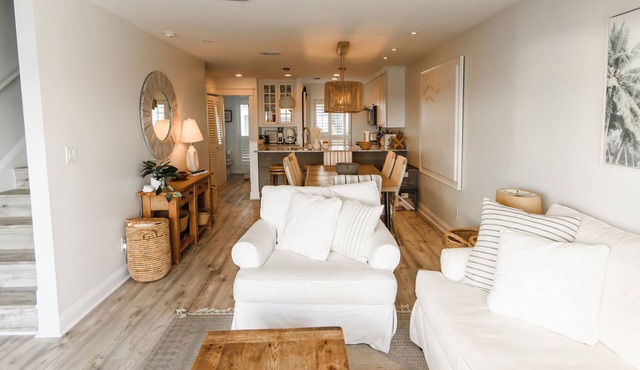 Beach Front Townhome on the Gulf! Huge Deck, Heated Pool