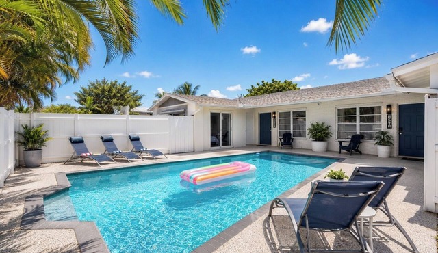 Beach Getaway Pool & Foosball BNR Vacation Rentals