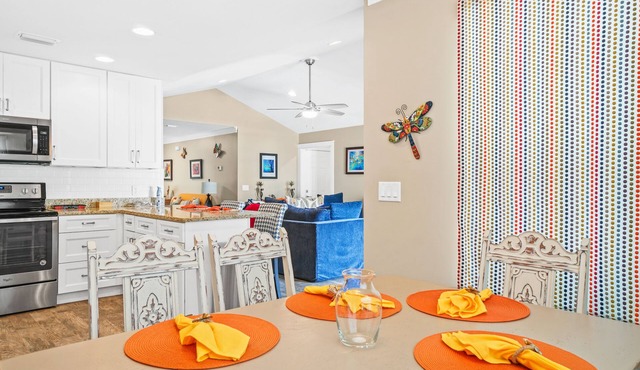 Beach House - Paradise on Palm By PHG
