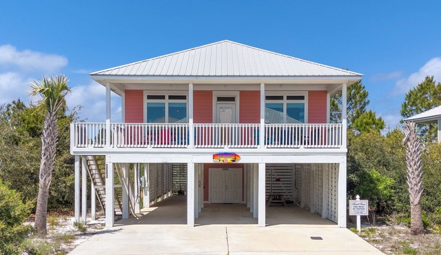 Beach in Sight Stress out of Mind/2 Pools/Com Ice Machine 5 stars 8 years