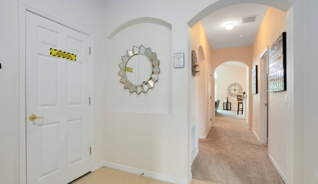 Beautiful 4 Bedroom 3 Bathroom pool and spa Villa In Secure Gated Community