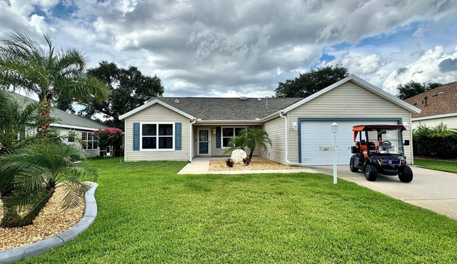 Beautiful Bungalow - 3/2 w/Golf Cart in The Village of Liberty Park SMALL DOG Accepted - Max 1x 20-25lbs