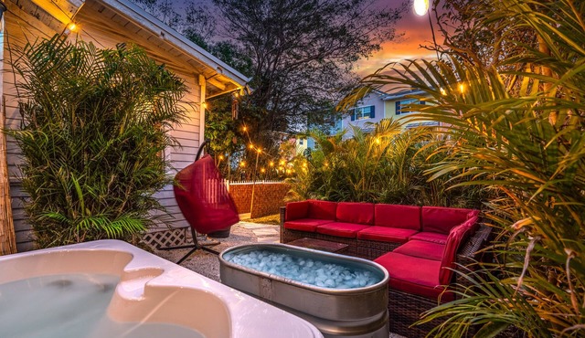 Bio Hack & Beach! Sauna, Cold Plunge, HotTub in Lake Worth