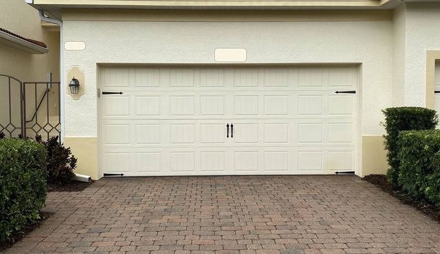 Bonita Springs, newly available and furnished residence in a gated community