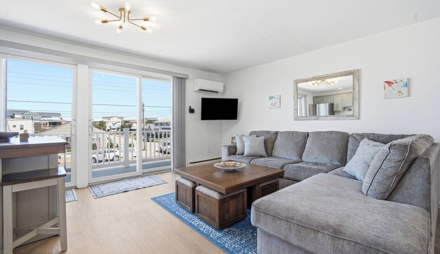Brigantine Beach Condo Unit Upstairs in Brigantine