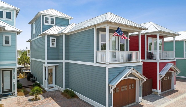 Canal Home w/Dock, Pool & Hot Tub