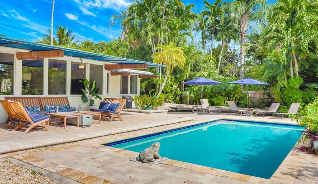 Casa in Tropic Paradise with Pool and BBQ