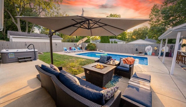 Central location | Hot Tub | Heated Pool | Digital Game Table in Normal
