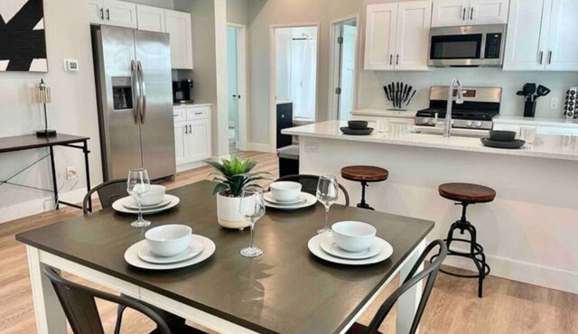 Centrally located, 3 bedroom, 2 bath oasis steps from Valparaiso University in Valparaiso