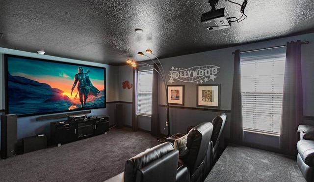Championsgate Resort 8 Bedroom Pool Home w Theater Room