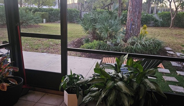 Charming 1-bedroom villa in awesome Delray Beach with AC
