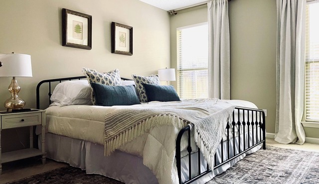 Charming 3-bedroom Monthly Rental Home in Mandeville