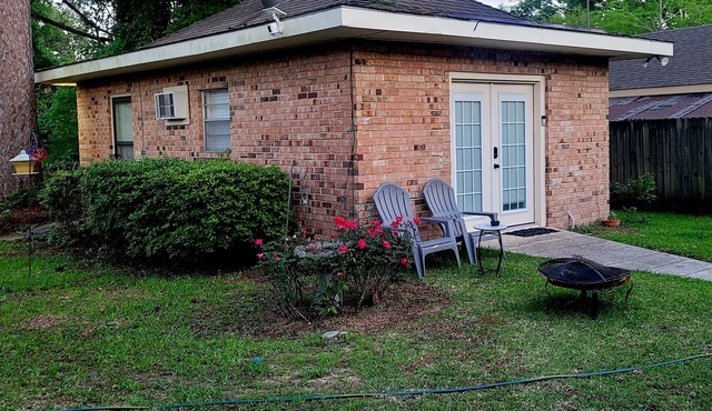 Charming cottage in marvelous Hammond with AC, WiFi in Hammond