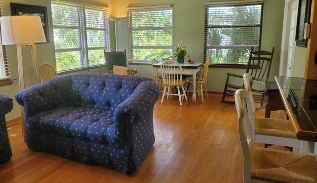 Charming Upgraded Home just 7 minutes from the beaches! in New Smyrna Beach