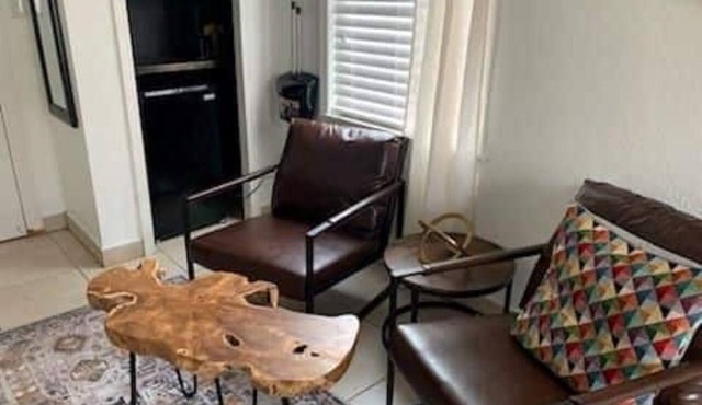 Charming Ybor Micro Unit. Steps from 7th Ave. #7