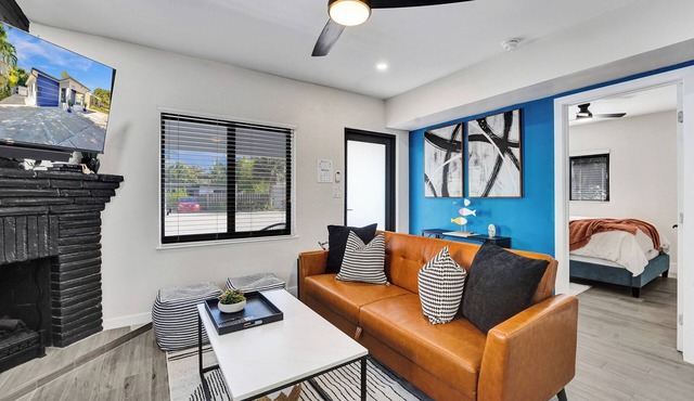 Chic 1-bedroom apartment in fantastic Fort Lauderdale with WiFi, AC