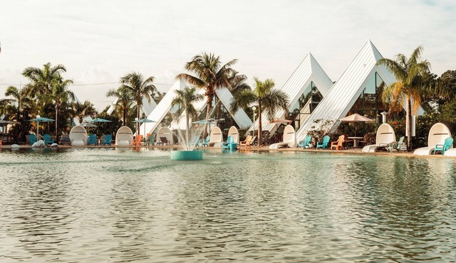 Classic Pyramid – Fort Myers' Most Unique Hideaway