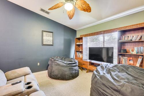 Close to Dtwn! Family-Friendly Dade City Townhome