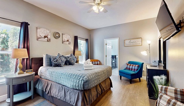 Comfortable home with private pool, central AC, washer/dryer & patio