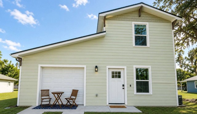 Cozy 1 bedroom cottage, walk to famous Sponge Docks