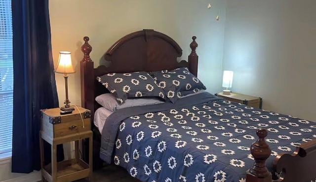 Cozy 1-bedroom condo in lovely Diamondhead with AC