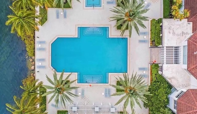 Cozy 1-bedroom condo in upscale Aventura Florida