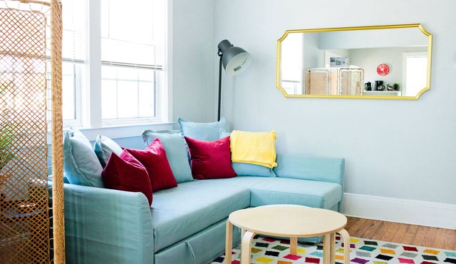 Cozy 1BR Loft | Central Downtown Location