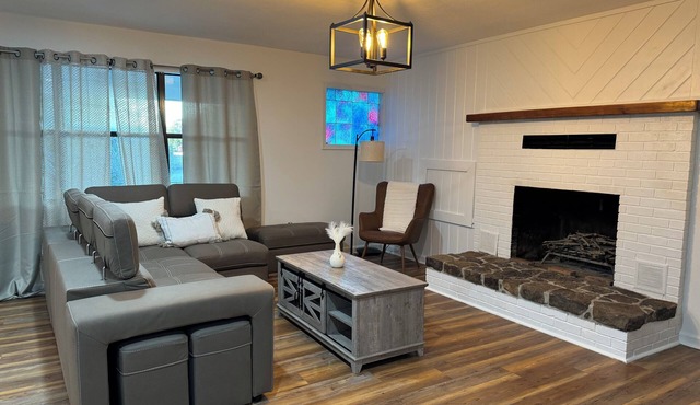 Cozy 3-bedroom house in charming High Springs