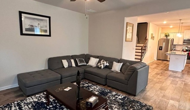 Cozy 4 Bedrooms 🏡 with parking on Premise in Dallas