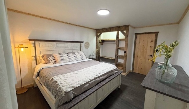 COZY CABIN in Dalton