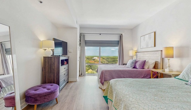 Cozy studio with beachview, shared pool, Wifi & hot tub