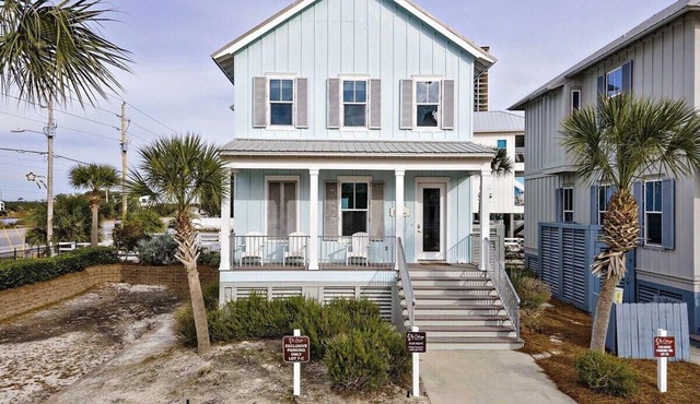 Crystal Paradise at Cottages 3 bedrooms 2.5 baths Beach huge Pool by Prickett Properties