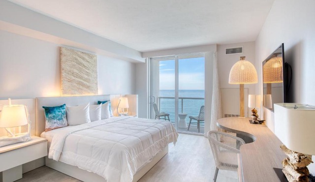 Daytona Grande Oceanfront Resort