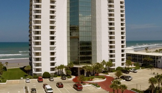 Direct Ocean Front 2 Bedroom 2 Bath Condo in Daytona Beach Shores