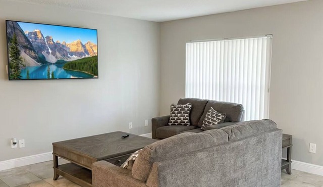 "Discounted Rate"Perfect 3-bedroom house Near Spring