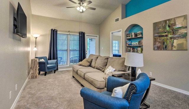 Dog-Friendly Pensacola Condo w/Pool!
