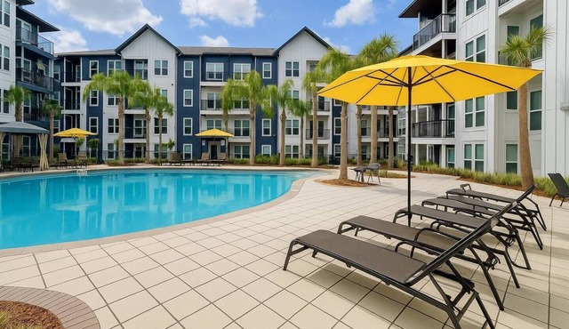 Downtown Gem King Bed Gym Pool View San Marco Lux