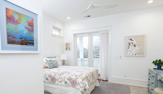 East Suite-🕊️ at Bleubird Studio, Walk to Downtown in Georgetown