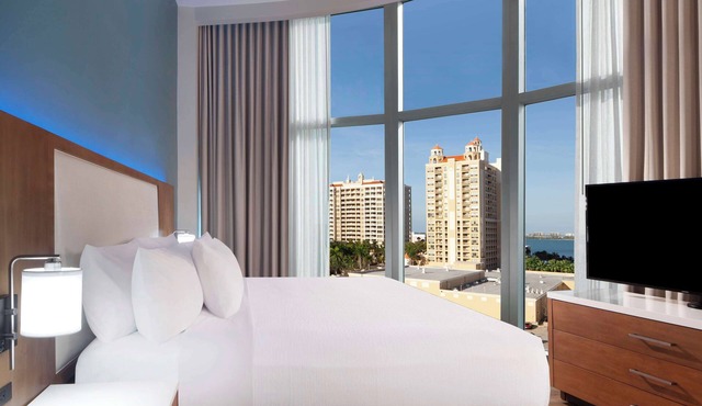 Embassy Suites by Hilton Sarasota, FL in Sarasota