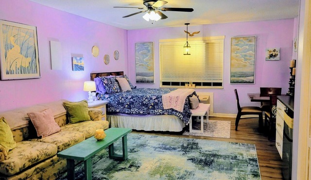 Enjoy a 1 bedroom 1 bath cottage on the green at Perdido Bay Country Club.