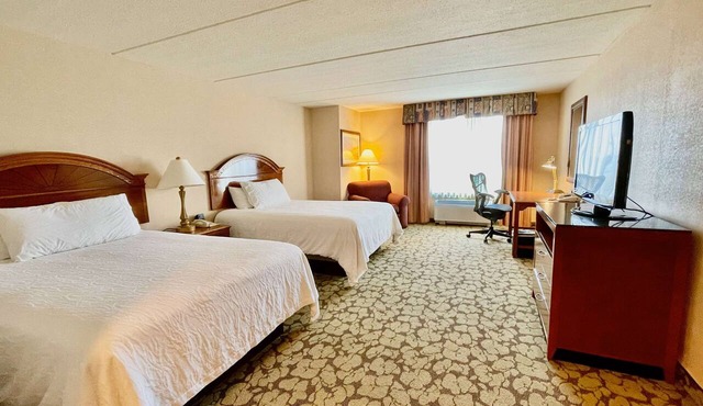 Explore Houston | Pool Access + Free Breakfast & Parking | CityCentre - 5.8 mi in Houston