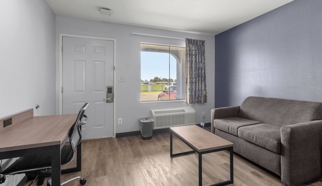 Express Inn and Suites in Westwego