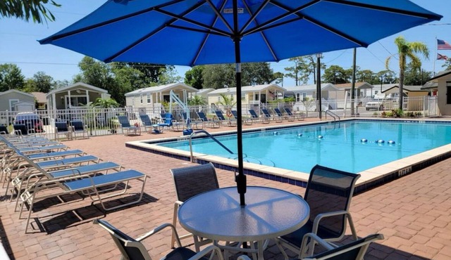 Family-Friendly Cottage Near Disney with Pool, Playground & Resort Amenities
