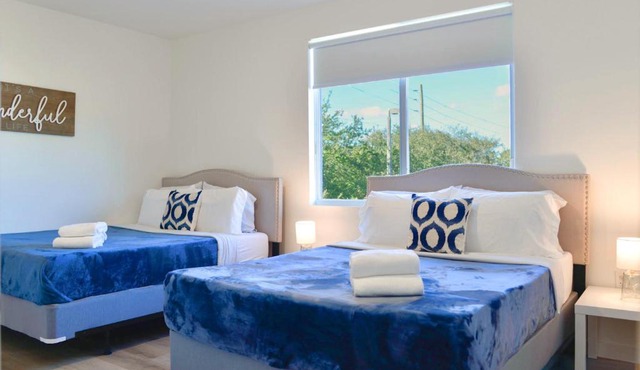 Family-Friendly Townhouse Getaway Near Top Attractions