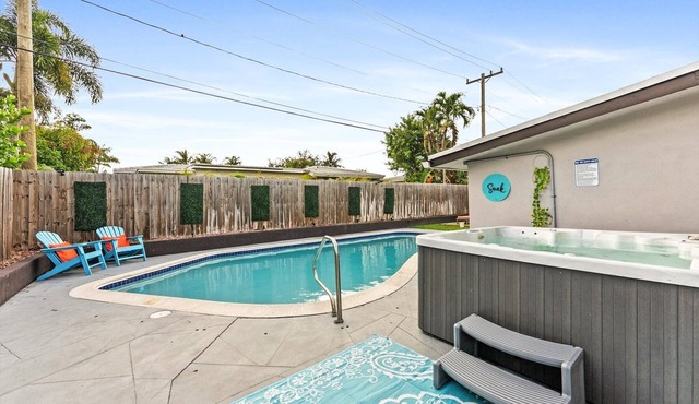 Family Oasis, 3BR, Heated Pool, Hot Tub, Grill
