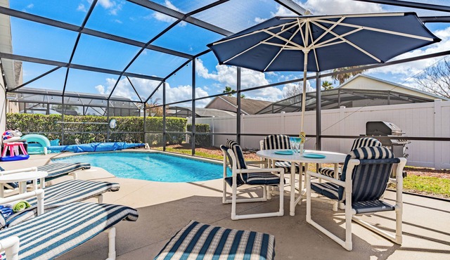 Family Villa Near Disney Private Pool, Game Room Spacious Living