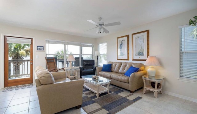 Fenimore Mill 6A - Open Gulf View, Pool & Hot Tub! in Cedar Key
