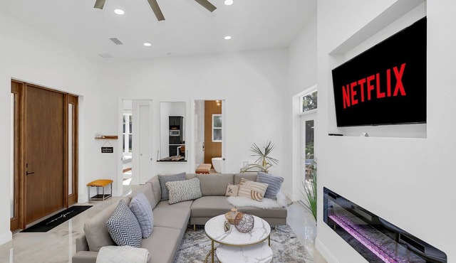 Florida HappyNest Secluded Luxury Guesthouse