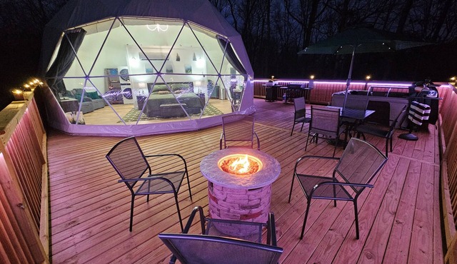 Forest Dome | Hot Tub, King Bed & Woodland Views in Murray